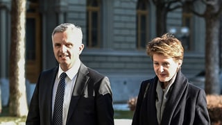 Ils Cussegliers federals Didier Burkhalter e Simonetta Sommaruga.