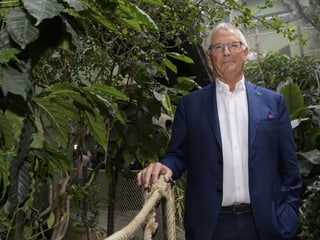 Bernard Russi, in dals possessurs da l'aquari.