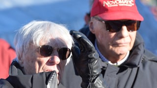 Bernie Ecclestone e Niki Lauda en l’arrivada da la Streif. 