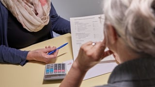 dunna pli veglia durant in termin da cussegliaziun tar la cussegliaziun da debits (maletg simbolic per servetsch social)