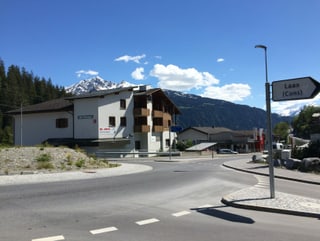 La rundella Marcau cun l'inscripziun Laax Cons.
