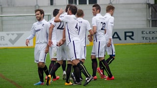Giugaders da Cuira vid festivar in gol