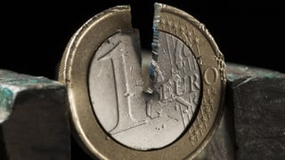 Ina munaida d'in euro sfendì.