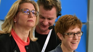 Anke Rehlinger (SPD) e la victura Annegret Kramp-Karrenbauer (CDU)