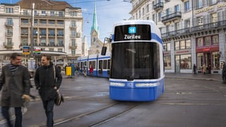 tram en la citad da Turitg