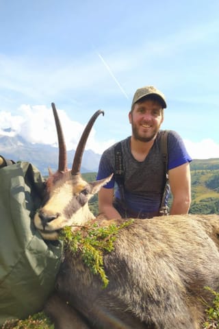 Chaura-chamutsch da 13 sajettà la sonda da Dario Kolb sut il Curver.