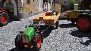 Impressiuns dal 2. inscunter dad oldtimers tractors. 