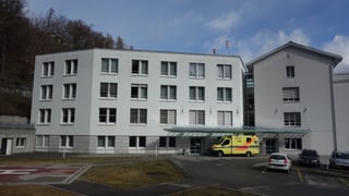 L'ostpital da Tusaun ha gì 186 collavuraturas e collavuraturs l'onn 2017. 