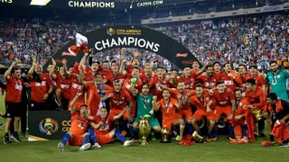 l'entira equipa chilena en furmaziun