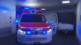 ambulanza, glisch blaua