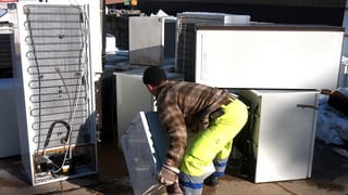 Il gas da serra FKW ha remplazzà il gas FCKW ch'è fitg nuschaivel per l'ozon - quai tranter auter en frestgeras.