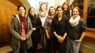 Ellas vulan surdar l'organisaziun dal pass da vacanzas en novs mauns, da san.: Daniela Patt, Doris Lopes, Maren Völkers, Elvira Cadosch, Natalia Schena, Nelly Gubser, Miriam Muhmenthaler. Barblina Arpagaus mantga sin la foto. 
