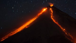 In flum da lava al vulcan.