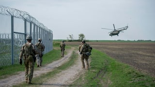 La saiv che l’Ungaria ha construì sin ses cunfin cun la Serbia.