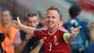 Balazs Dzsudzsak po traglischar - el ha fatg dus gols per l'Ungaria. Balazs Dzsudzsak po traglischar - el ha fatg dus gols per l'Ungaria.