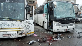 Bus destruids, tocca per terra.