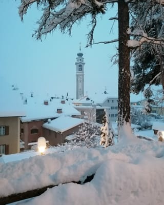 Naiv a Samedan.