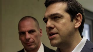 Il primminister grec Alexis Tsipras (dretg) ed il minister da finanzas Yanis Varoufakis.