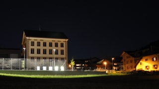 La scola renovada da Lantsch. La scola renovada da Lantsch.
