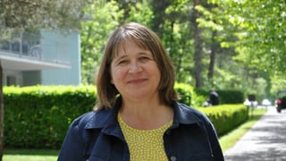Renate Rutishauser ha sezza lavurà blers onns en la tgira ed ha observà il svilup da pajas en il Grischun. Oz presidiescha ella tant l'uniun da las tgirunzas e dals tgirunzs sco era la cumissiun da sanadad dal cussegl grond. Renate Rutishauser ha sezza lavurà blers onns en la tgira ed ha observà il svilup da pajas en il Grischun. Oz presidiescha ella tant l'uniun da las tgirunzas e dals tgirunzs sco era la cumissiun da sanadad dal cussegl grond.