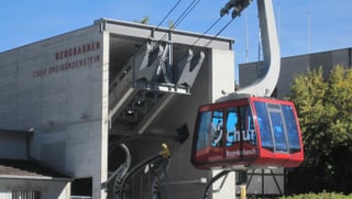 Purtret da la pendiculara Brambrüesch durant l'atun. Purtret da la pendiculara Brambrüesch durant l'atun.