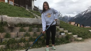 Sandra Schmidt - giuvna giugadra da hockey