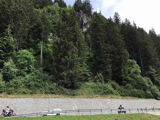 Via tranter Rueun e Tavanasa. Via tranter Rueun e Tavanasa.