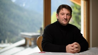 purtret da Adam Quadroni