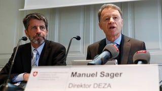 Il directur dal DEZA Manuel Sager e Peter Bieler responsabel evaluaziun. 