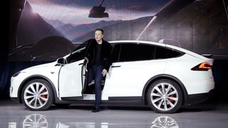il schef da Tesla, Elon Musk, sorta d'in auto electric