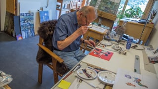 Rudol Mirer sesa vit maisa en ses atelier. Rudol Mirer sesa vit maisa en ses atelier.