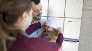 Famiglia cun uffant pitschen 