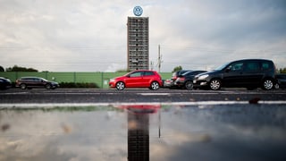 La citad da Wolfsburg quinta cun marcantamain damain entradas da taglia pervi dal scandal da VW.