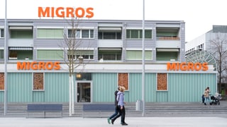 Filiala da la Migros a Kloten.