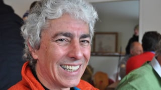 George Voneschen dapi 40 onns magister e rectur a la scola industriala Samedan
