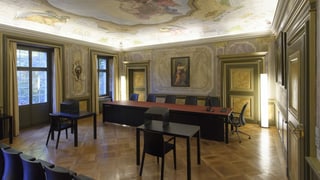 vista en la sala da dretgira da la Dretgira chantunala
