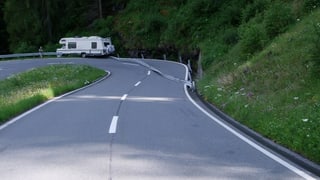 In purtret total cun l'auto-rulotta donnegiada gfiu en la storta.