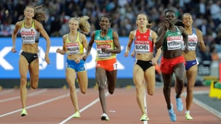 La Svizra Selina Büchel tranter autras curriduras La Svizra Selina Büchel tranter autras curriduras