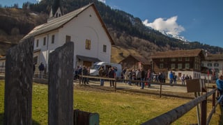 La baselgia da Surrein.