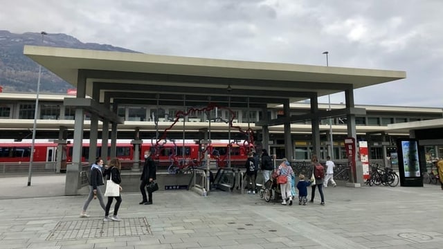 Mascras en publicitad - situaziun a Cuira