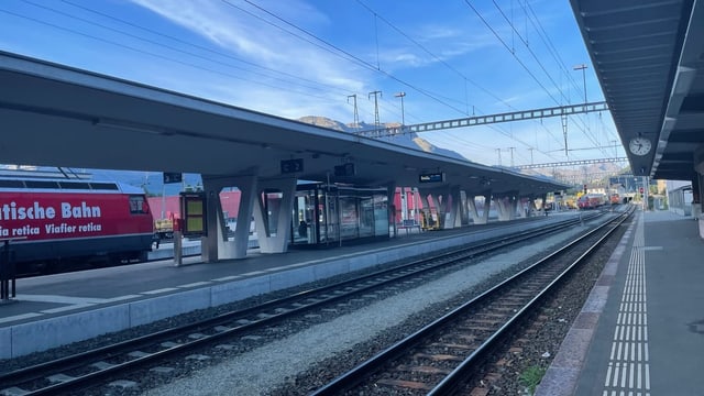 Tren en direcziun Tirano: Tge spetga oz?