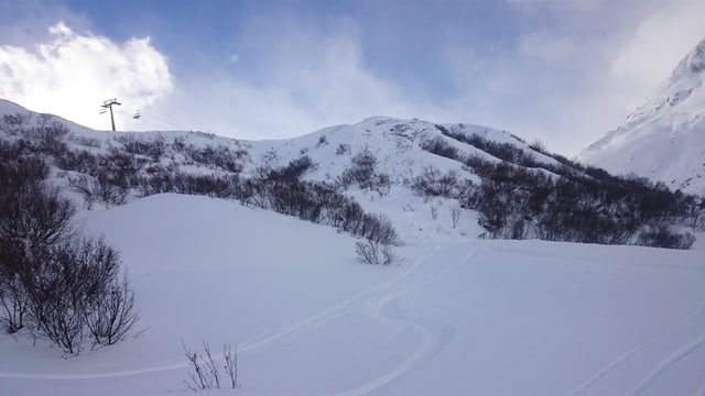La ruttiva ch'ha sepulì il skiunz da variantas en la Val Giuv.