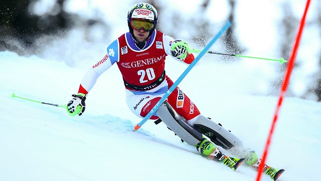Il svizzer Justin Murisier durant il slalom da la cumbinaziun a Santa Caterina.