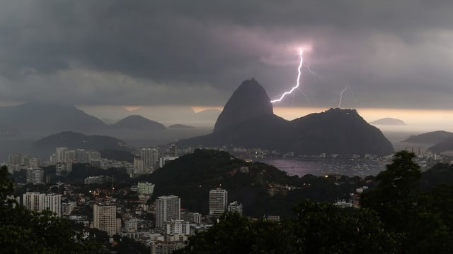 Rio de Janeiro cun chametg davostiers.