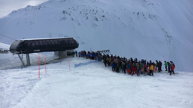 Saira: Ir cun skis durant las festas – Quant cuntents èn ils osps?