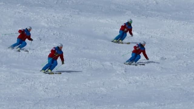 ScolastAs da skis: Concurrenza d'ir sincron