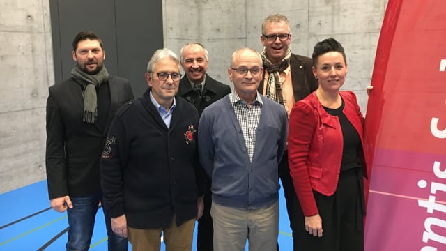 Iso Mazzetta, Silvio Bernasconi, Renato Decurtins, Robert Cajacob, Josi Russi, Corinne Staub (da sen, sin la foto manca Daniel Gygli). Iso Mazzetta, Silvio Bernasconi, Renato Decurtins, Robert Cajacob, Josi Russi, Corinne Staub (da sen, sin la foto manca Daniel Gygli).
