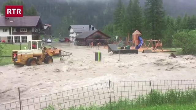 Saira: Inundaziuns e donns a Sufers