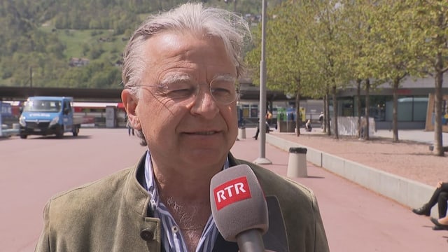 Ernst Wyrsch davart ils motivs per l'augment