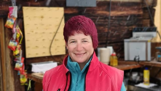 Blera naiv e pauc glieud – la Tegia Bar en il territori da skis Sursaissa Mundaun